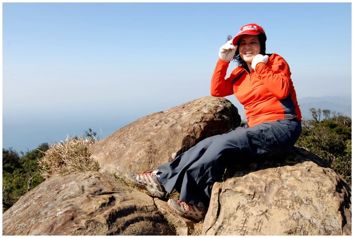 2010-12-18 am 12-49-48登頂里龍山.JPG